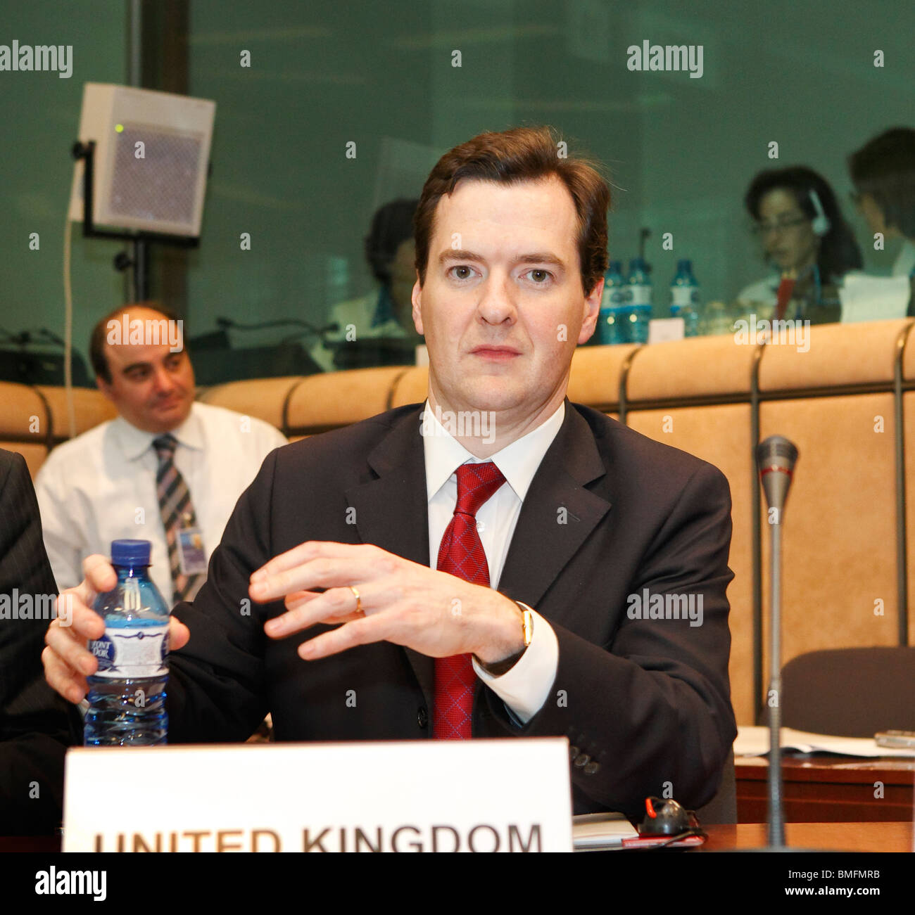 George Osborne, Ministro de Hacienda de Gran Bretaña, en la reunión del Consejo de Ministros de la Unión Europea 21.05.2010 Foto de stock