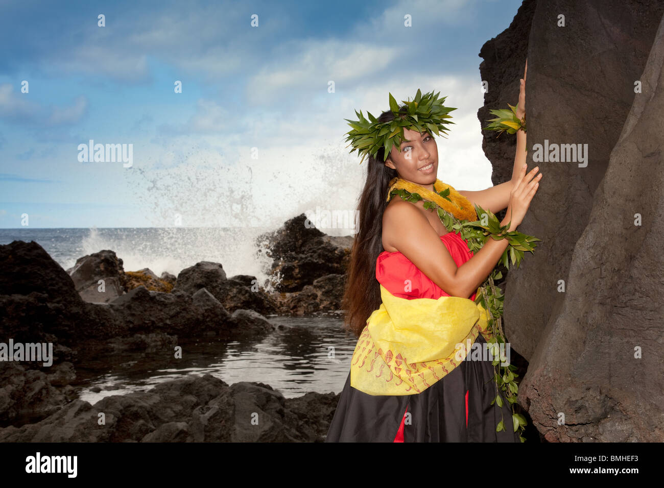 Bailarina de hula hawaiano femenino Foto de stock