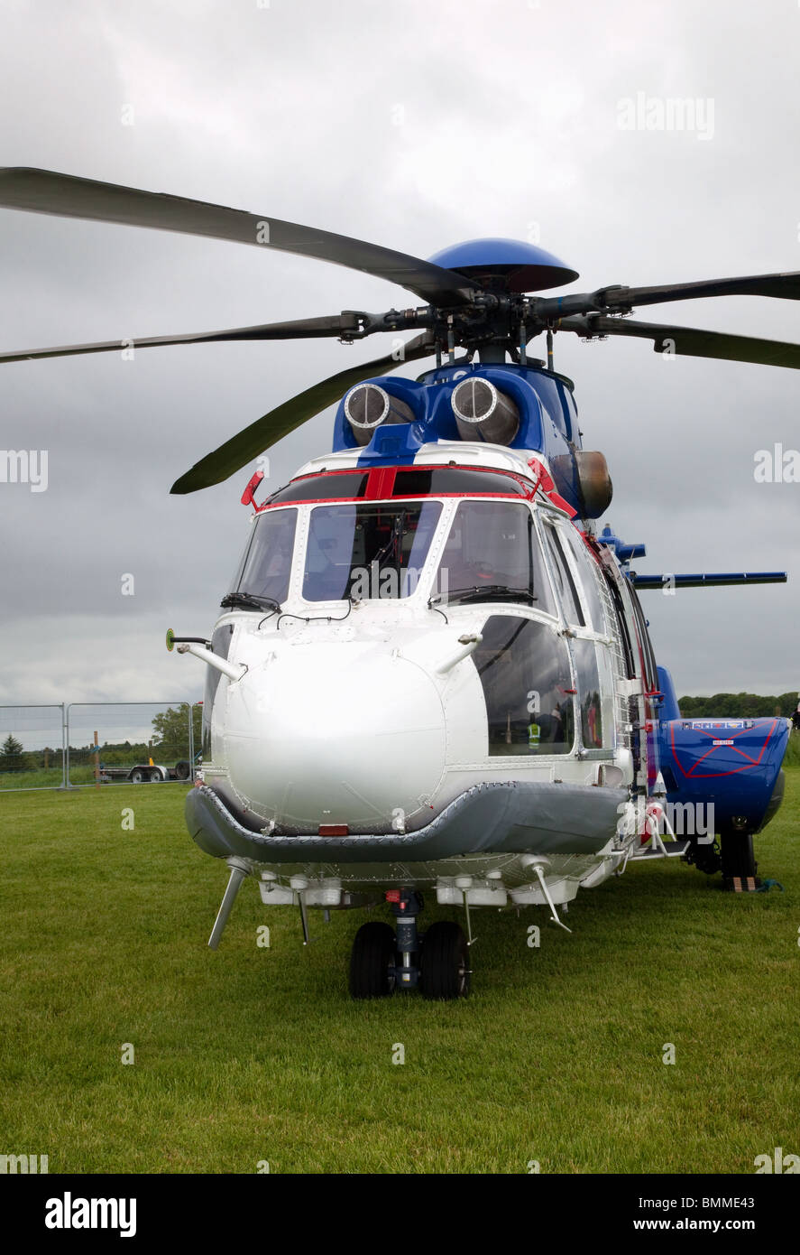 Helicóptero EC 225, Super Puma MK II, Bristow aviones, aberdeenshire, Escocia, Reino Unido de stock - Alamy