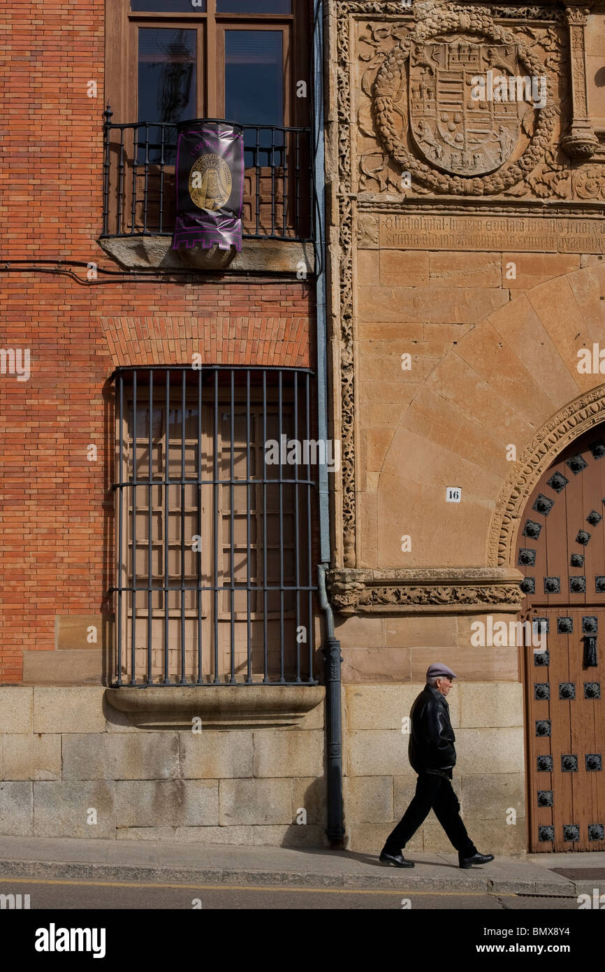Portada Hospital de la Piedad. Benavente, España. Foto de stock