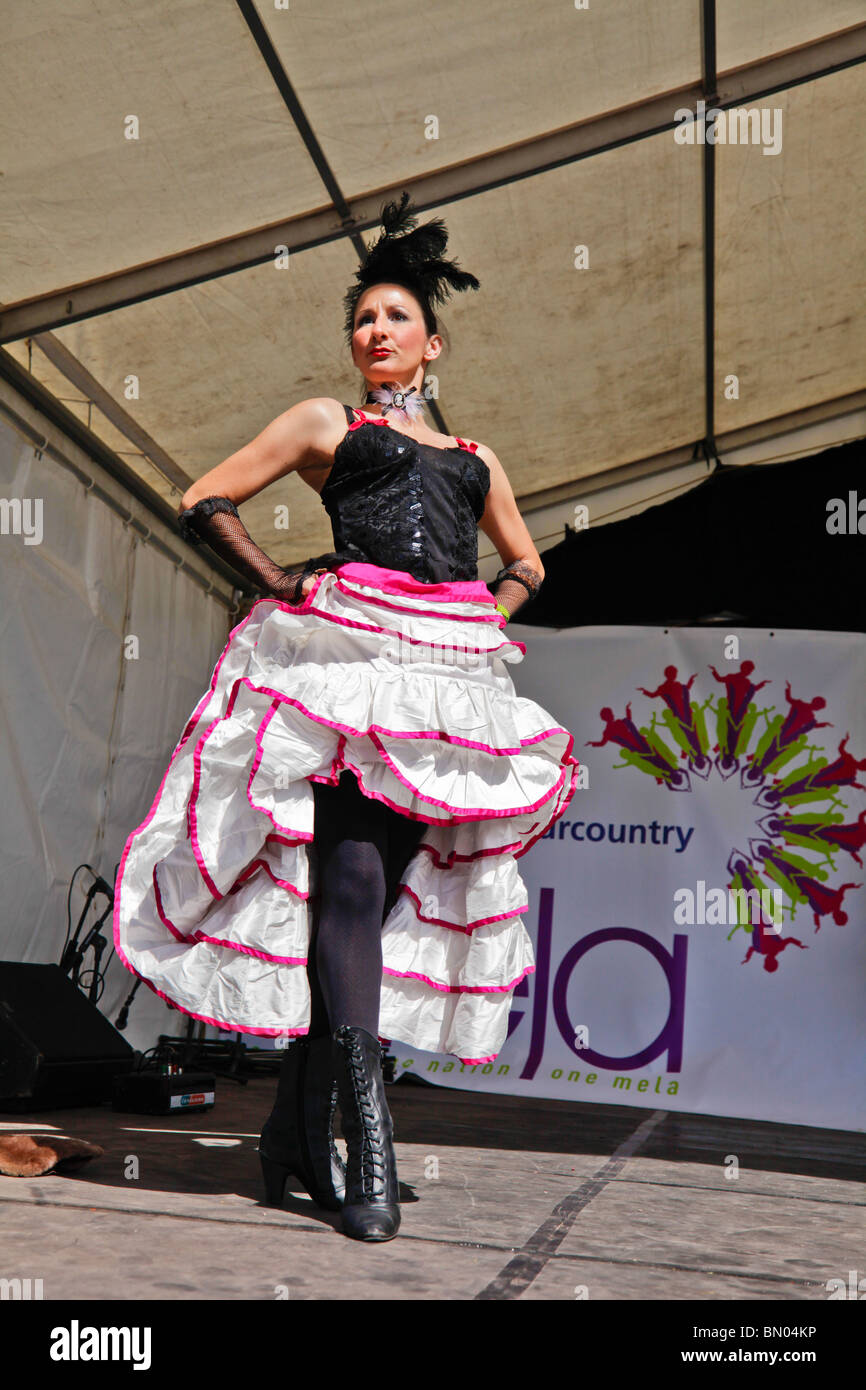 Archivo:Danseuses cancan.jpg - Wikipedia, la enciclopedia libre