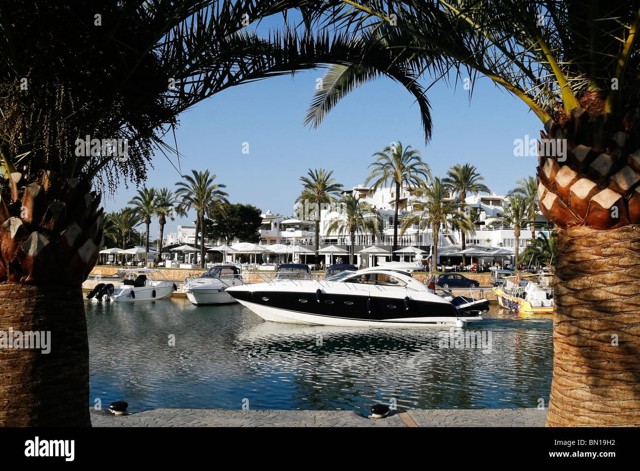 Una vista del puerto deportivo de Cala D'Or, Mallorca Foto de stock