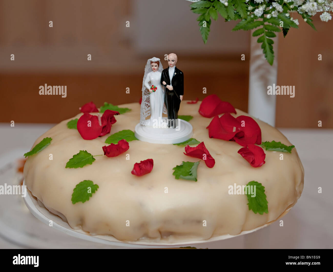 Figura tarta novios boda pastel GRABADA novia rubia