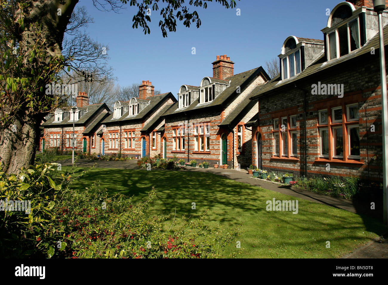 En Su Casa En Heaton Moor Fotos e Imágenes de stock Alamy
