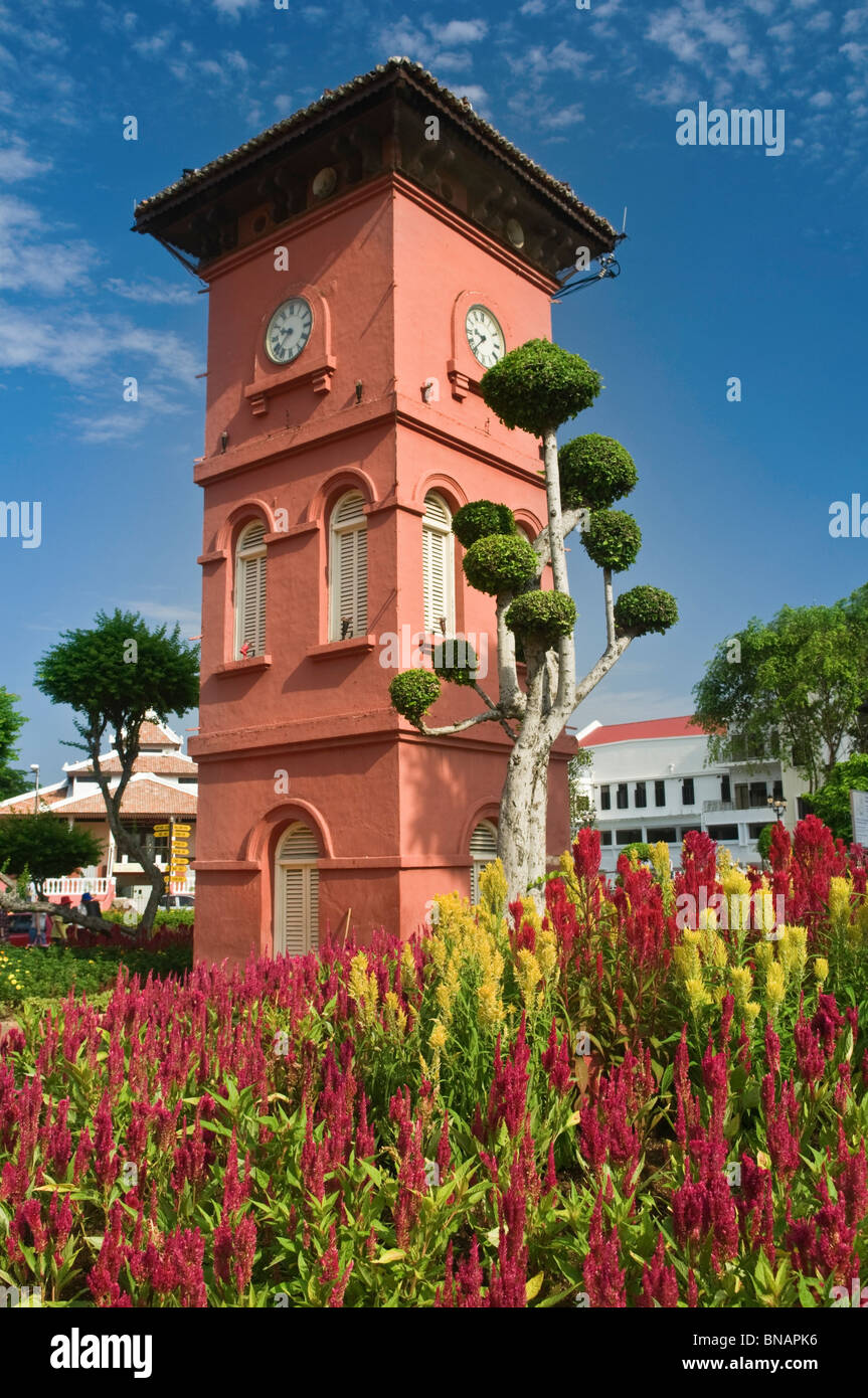 Torre del Reloj Plaza de la ciudad de Melaka Malacca Malasia Foto de stock