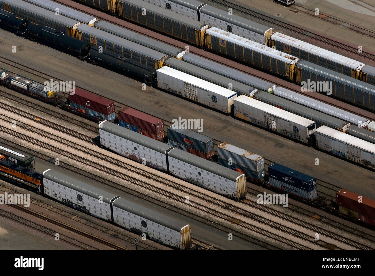 Vista aérea sobre patio del ferrocarril BNSF Richmond California Foto de stock