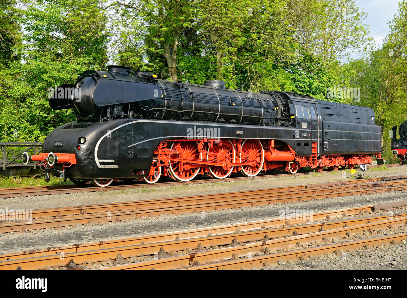 Locomotora de vapor nº 10 001 en el "Museo de la locomotora de vapor alemán', Neuenmarkt, Baviera, Alemania. Foto de stock