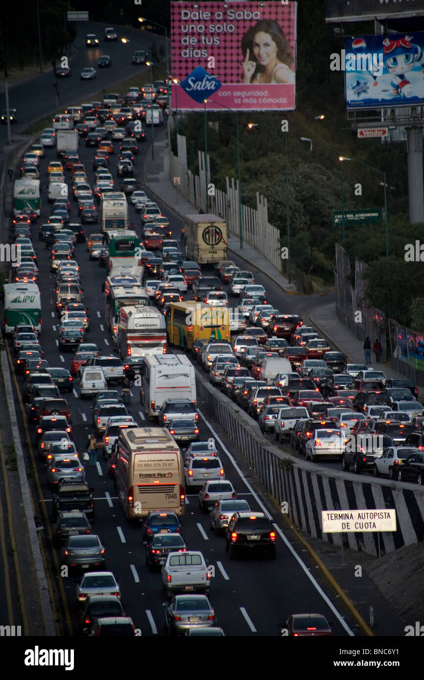 Trafico De La Ciudad De Mexico Fotos e Imágenes de stock Alamy