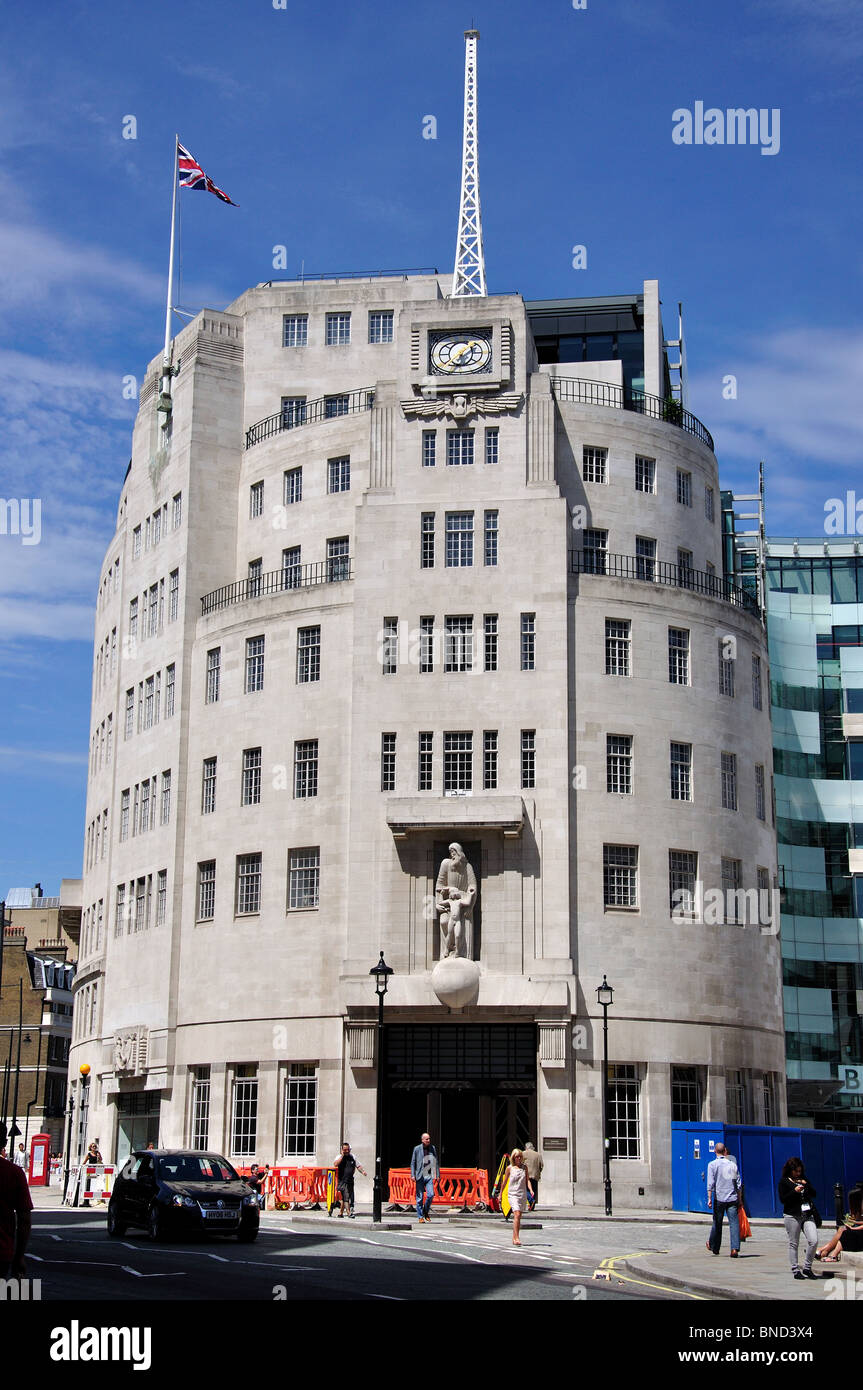 La BBC Broadcasting House, Portland Place, la ciudad de Westminster, London, England, Reino Unido Foto de stock