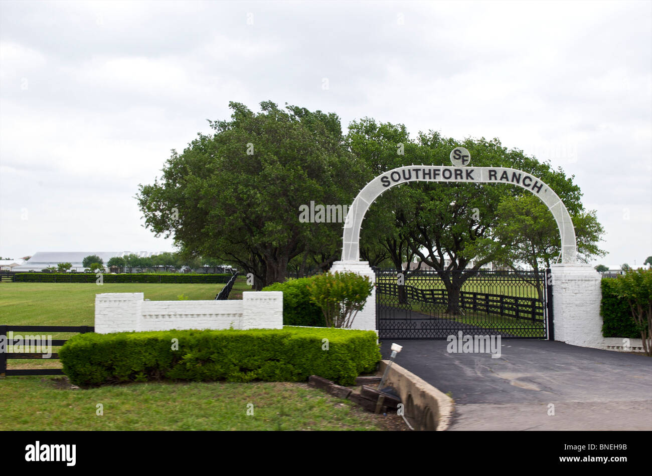 Puerta de entrada del rancho Southfork en Dallas, Texas, EE.UU. Foto de stock