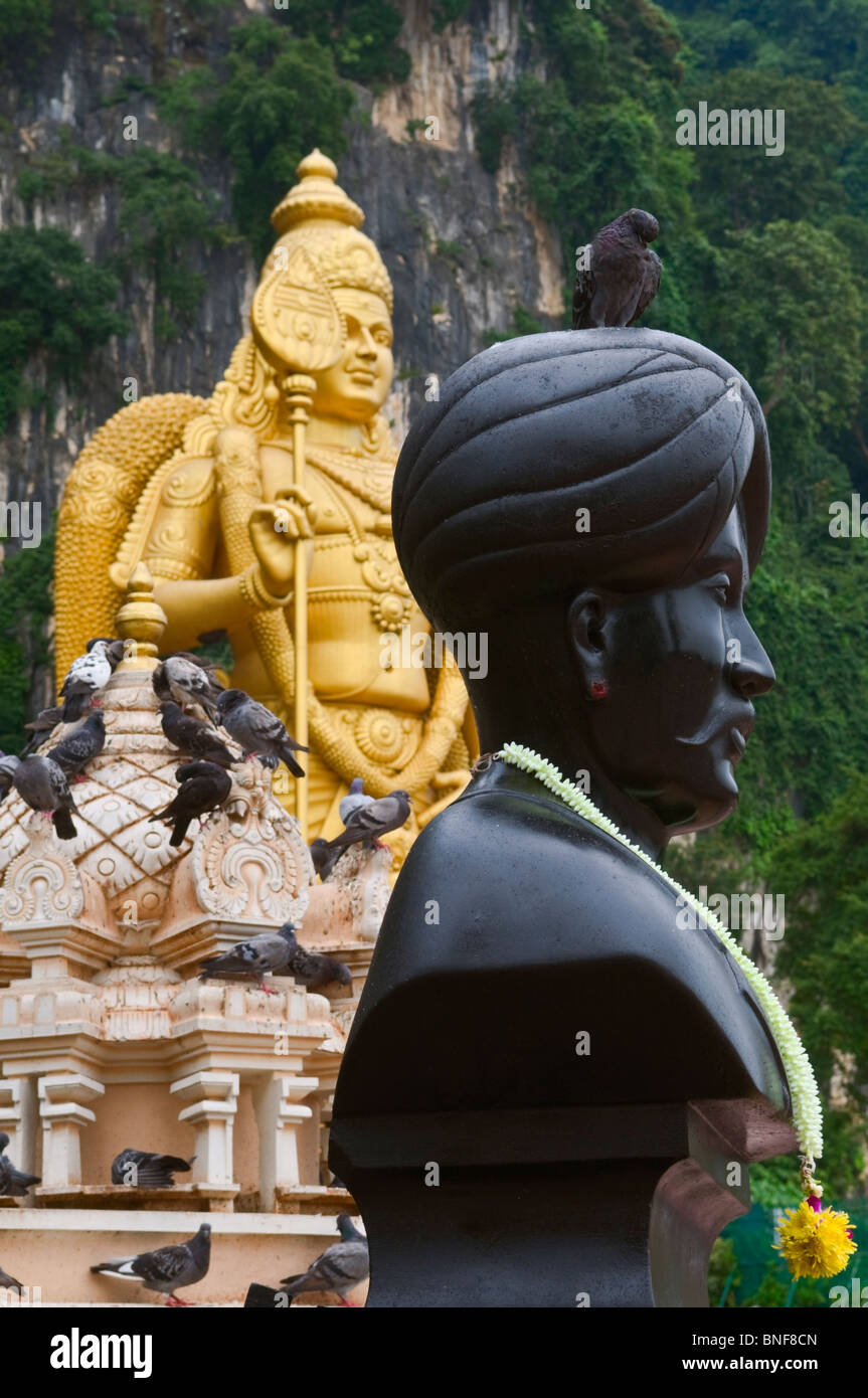 Estatuas en las Cuevas Batu Kuala Lumpur Selangor, Malasia Foto de stock