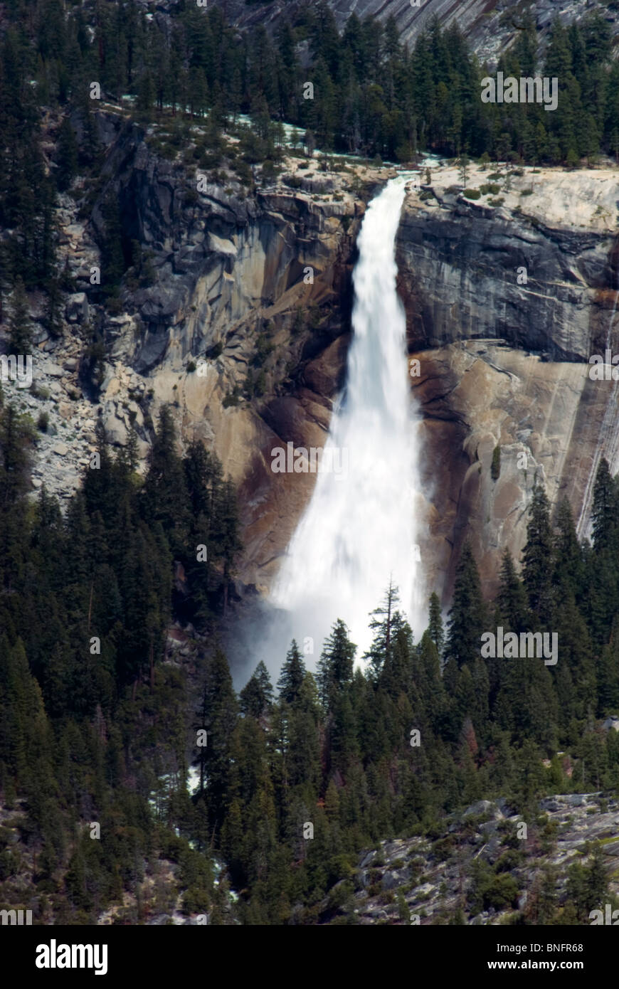 Parque Nacional Yosemite, California, Nevada Falls Foto de stock