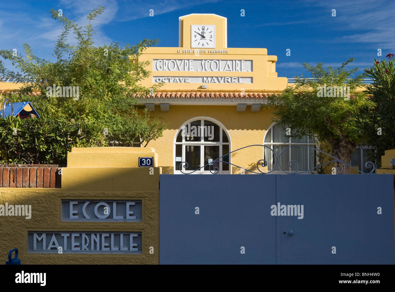 Colorido francés escuela materna en Bandol, Provenza, Francia Foto de stock