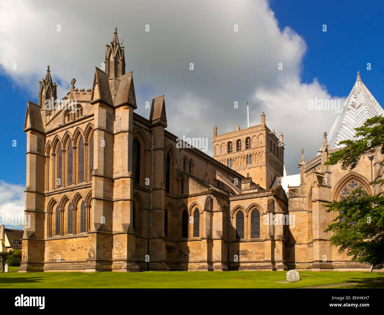 Southwell Minster una catedral en Nottinghamshire Inglaterra y un fino ejemplo de Norman y temprana arquitectura iglesia inglesa Foto de stock