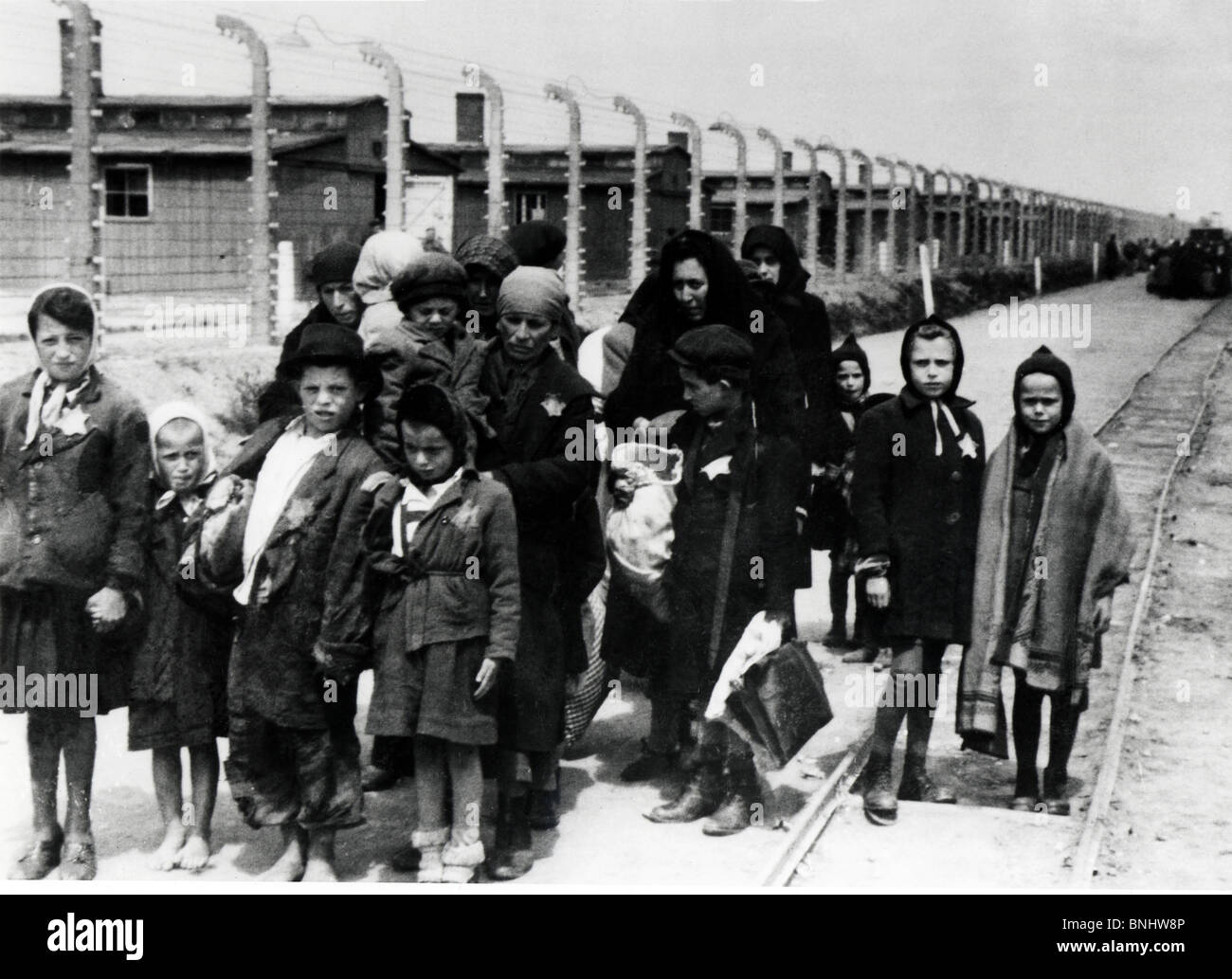 La II Guerra Mundial campo de concentración de Auschwitz-Birkenau ...