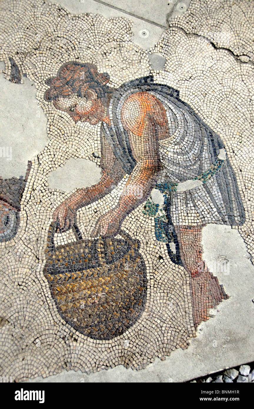 Mosaico romano; azulejos; antigua; bizantinos; Bizancio Constantinopla; arte; artesanía; habilidad; el gran palacio; suelo; retrato antigua; Foto de stock
