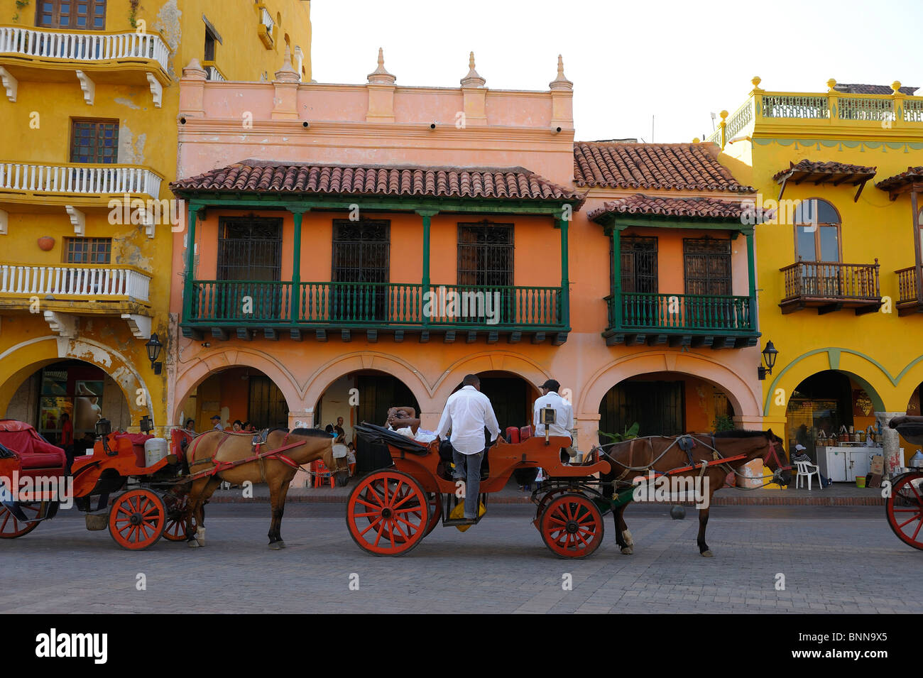 Plaza de los Coches casco antiguo histórico Departamento de Cartagena
