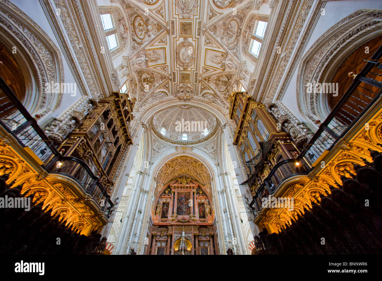 Dentro de la catedral de Córdoba Andalucía España viajes Viajes turismo vacaciones vacaciones Foto de stock