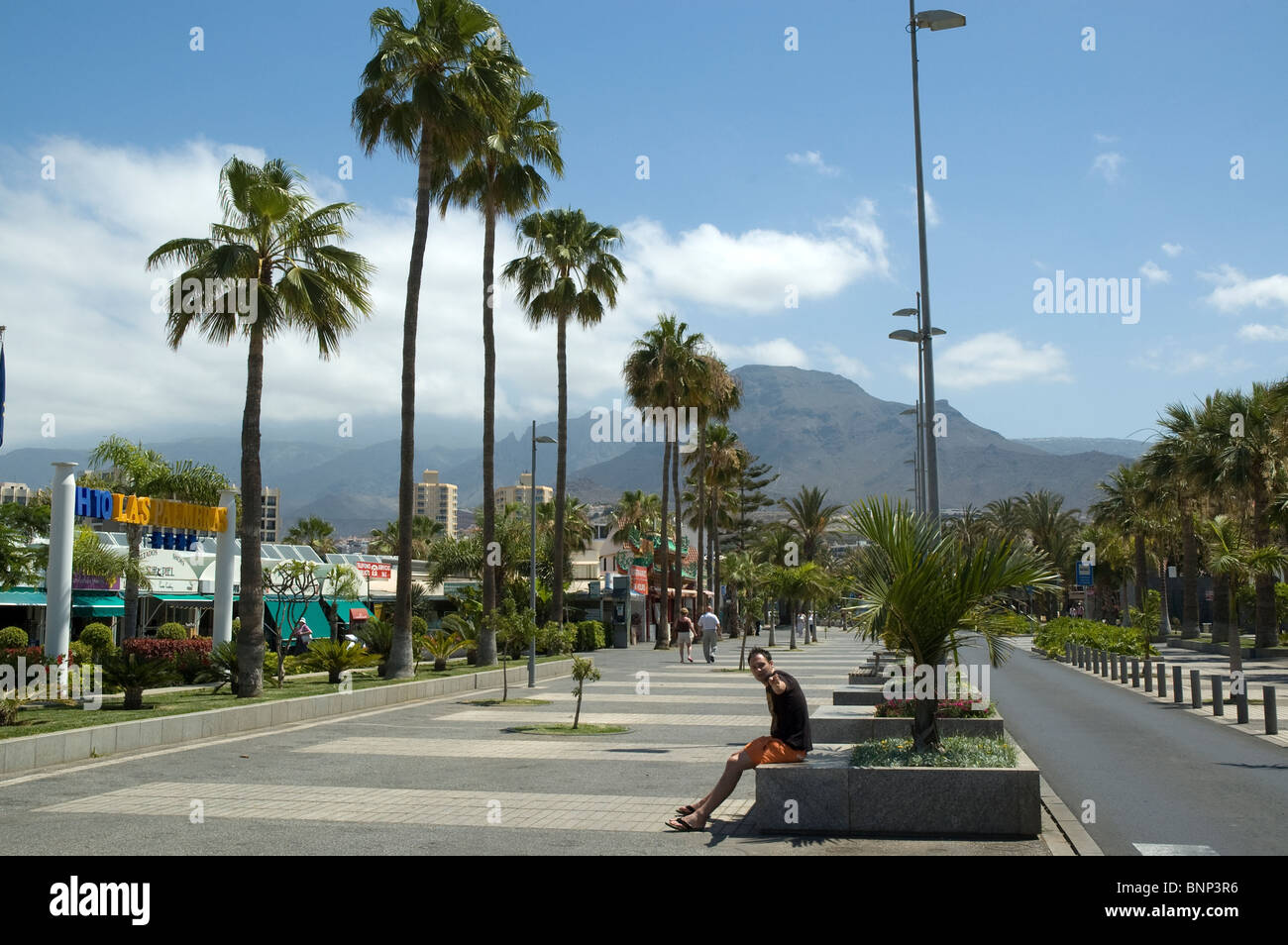 Avenida Rafael Puig Tenerife - Playa de las Americas Fotografía de stock -  Alamy