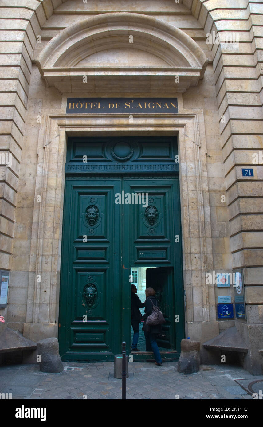 Museo judío dentro del hotel de St Aignan en Le Marais París Francia Europa central Foto de stock