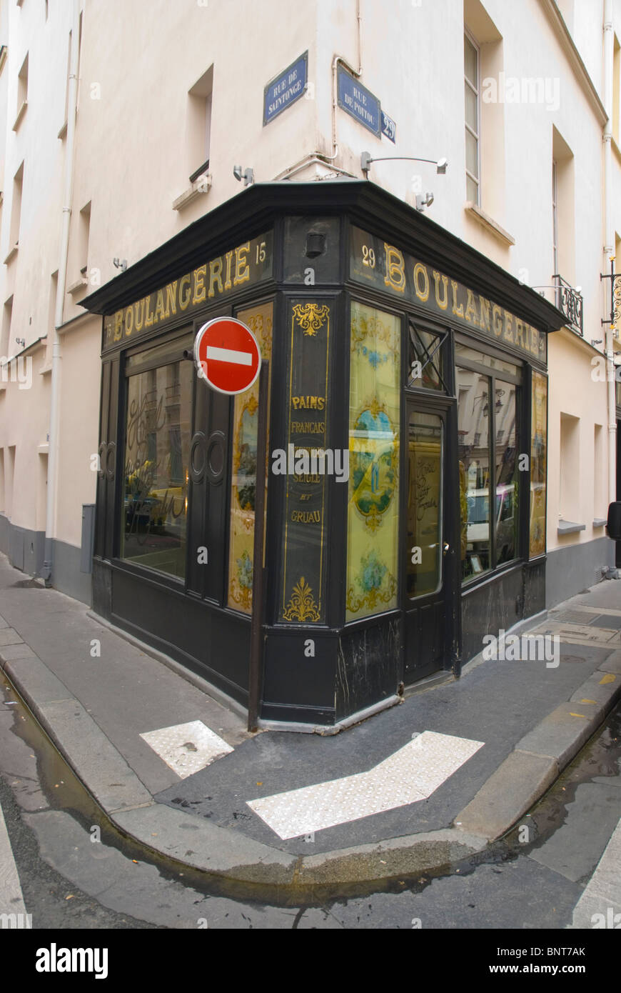 Hotel du Petit Boulangerie en Le Marais París Francia Europa central Foto de stock