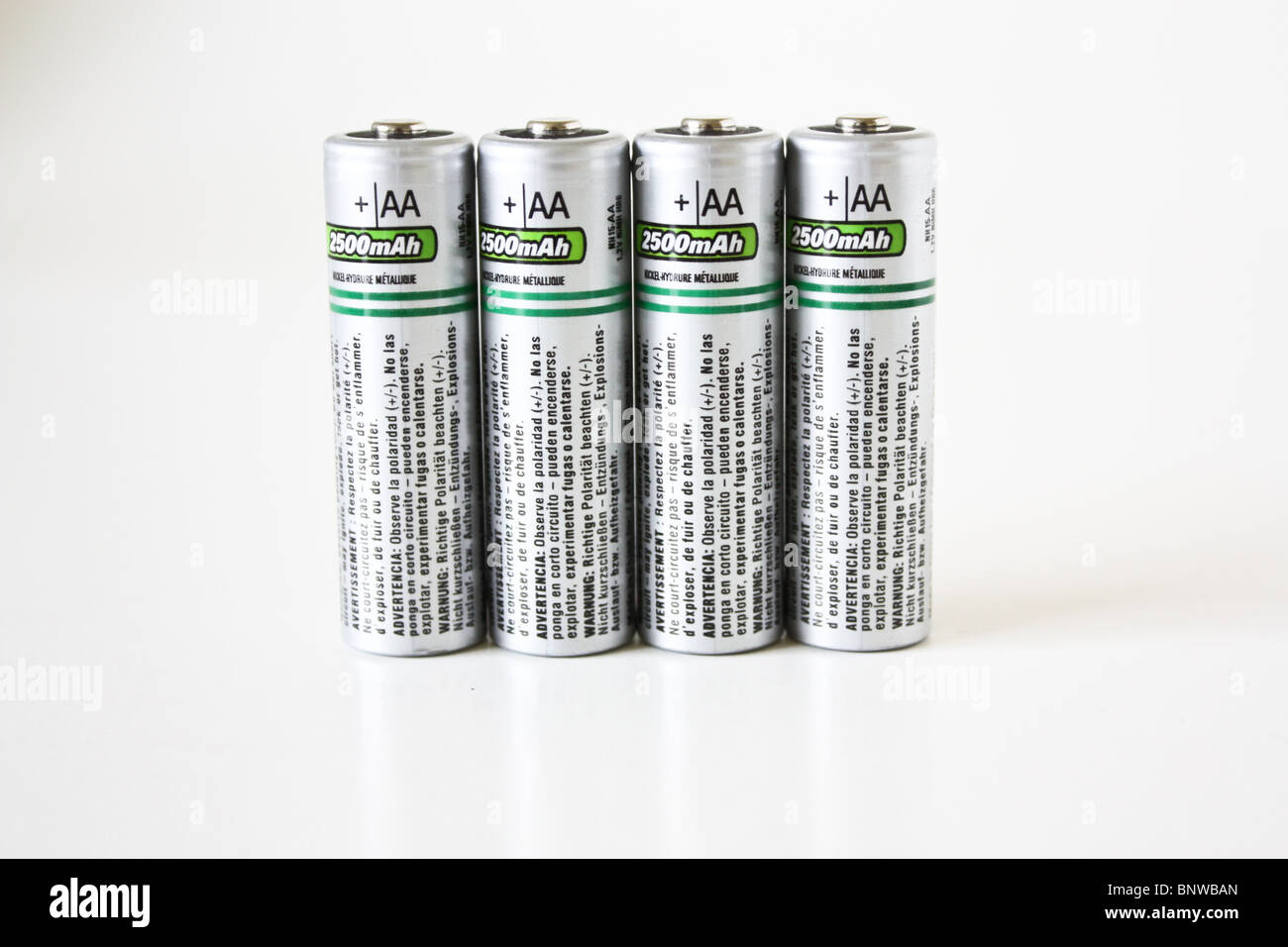 Cuatro 4 AA batería recargable de iones de litio Foto de stock