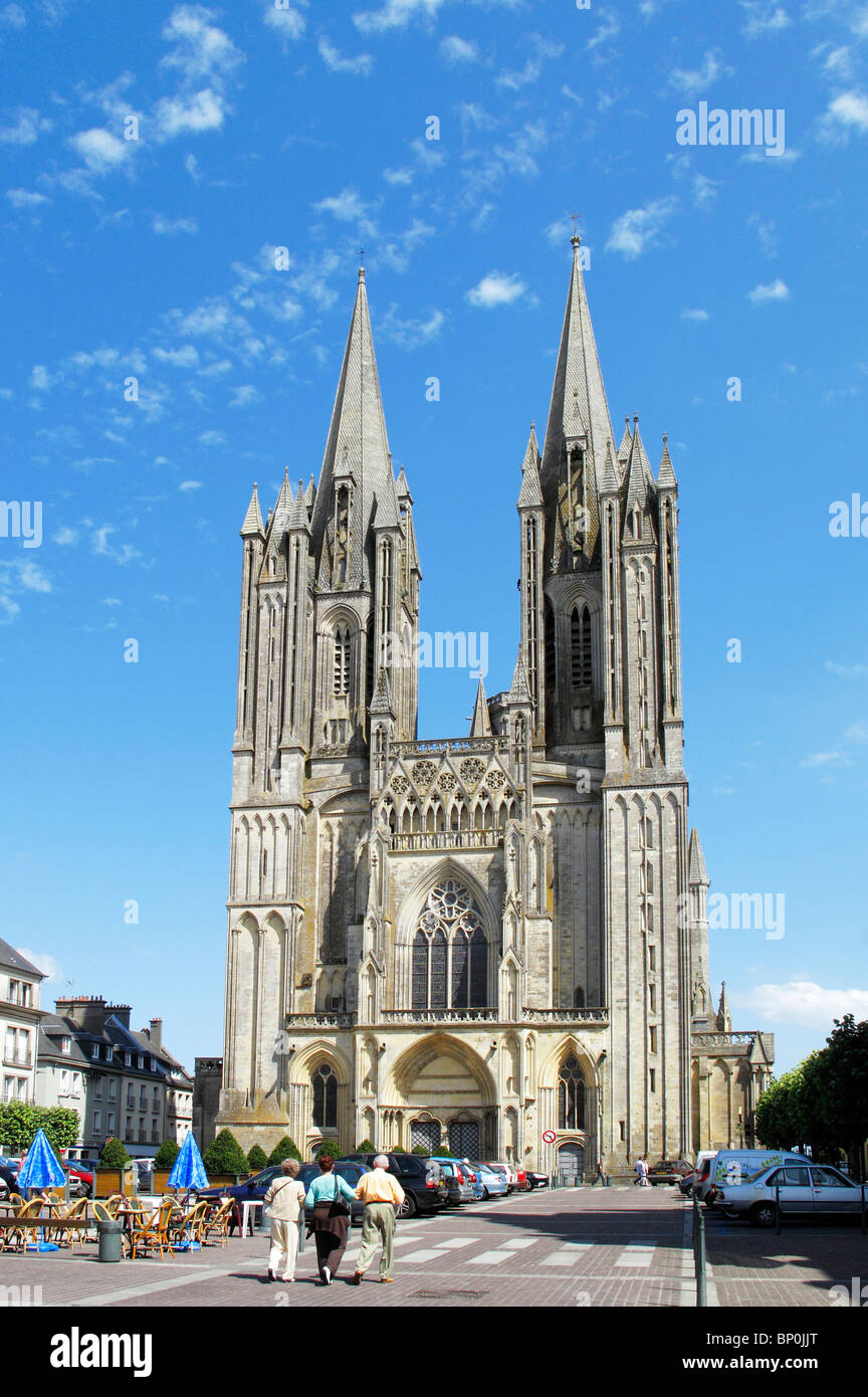 Manche, Baja Normandía, Francia, Coutances, Catedral Foto de stock