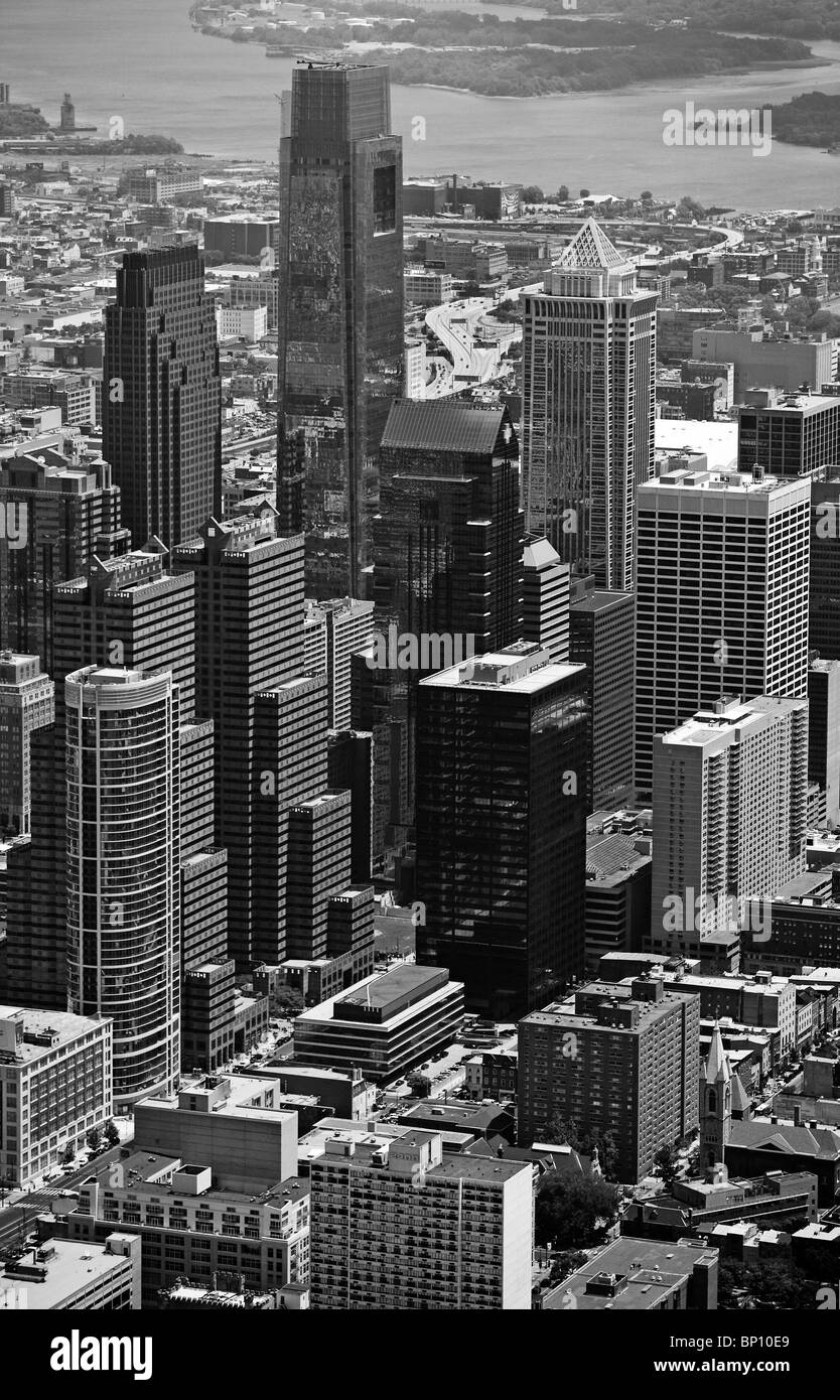 Vista aérea por encima de Comcast Centre Bell Atlantic Tower de Filadelfia Pensilvania Foto de stock