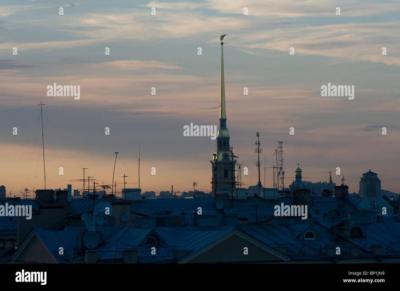 Vista de San Petersburgo con la Catedral de San Pedro y san Pablo, Rusia Foto de stock