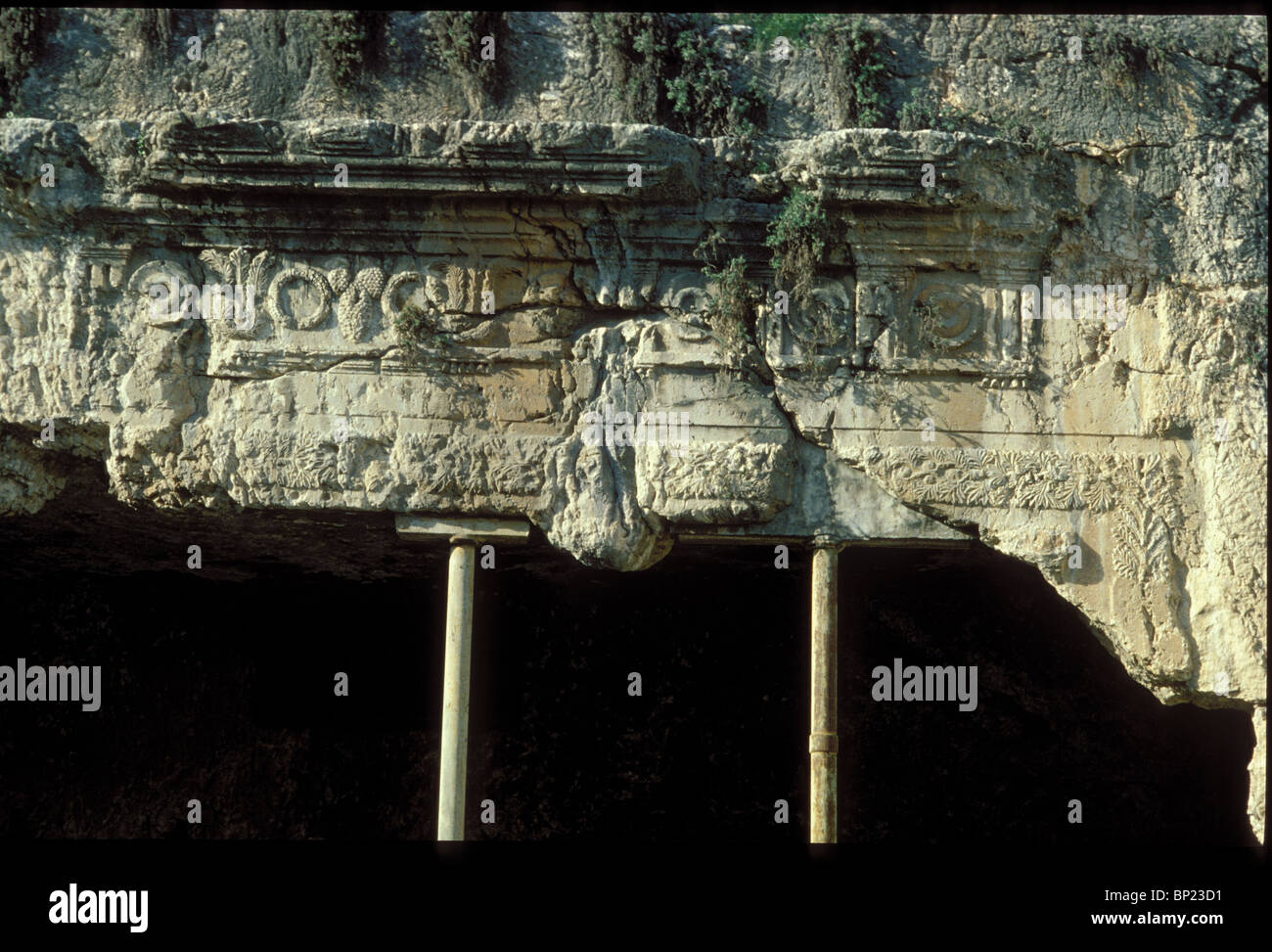 169. Las tumbas de los reyes, tumbas talladas de Roca en Jerusalén construido en el IST. C. AD. Por la reina Helena. Foto de stock