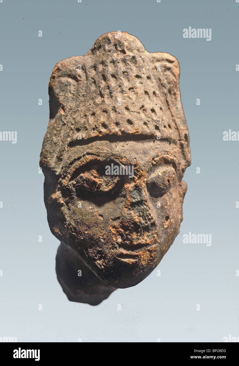 2131. Figurillas de barro retratando una deidad AMONITE, C. 9ª. C. A.C. Foto de stock
