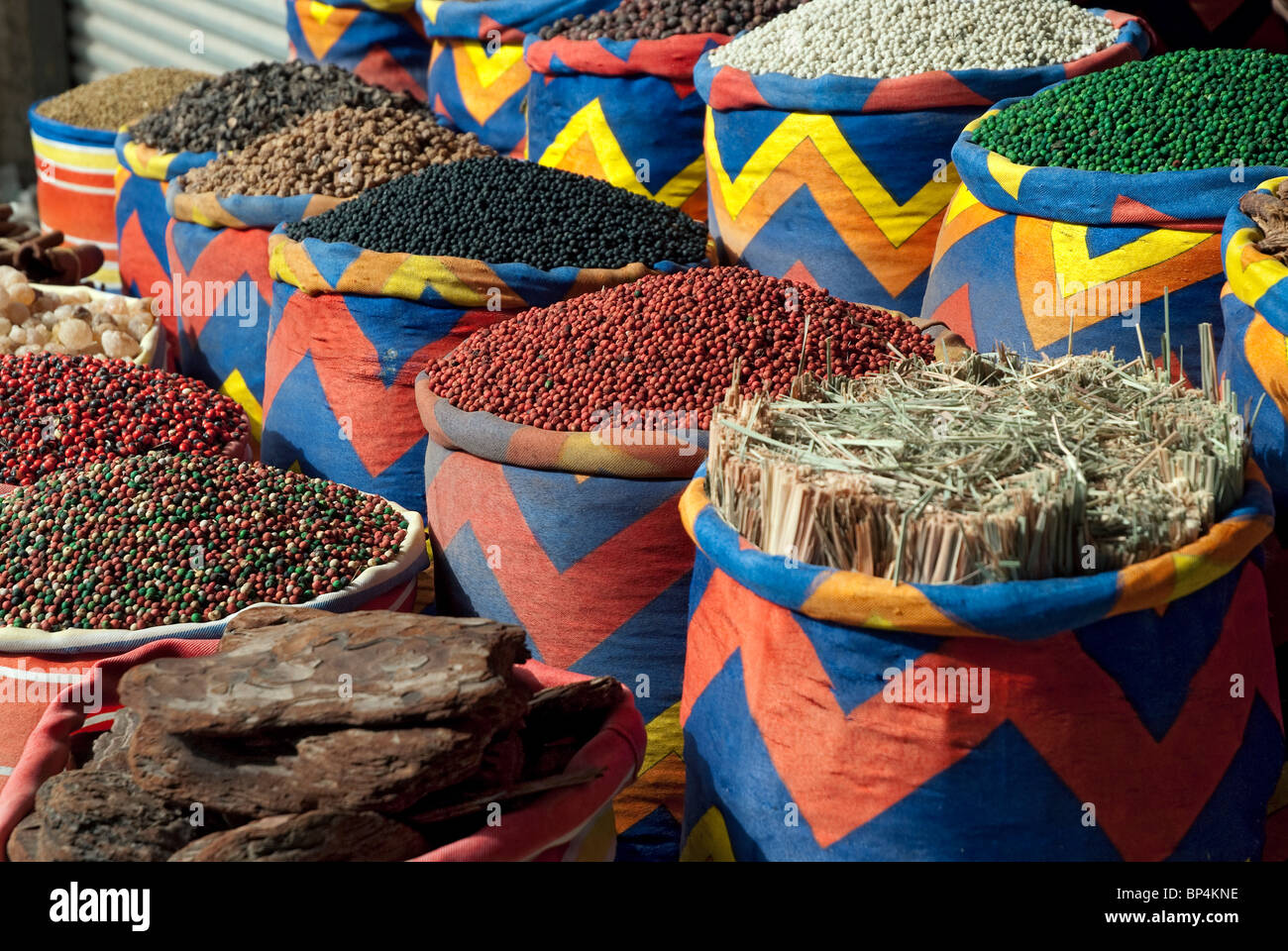 Especias para venta, Dahar Trimestre, Hurghada, Mar Rojo, Egipto Foto de stock
