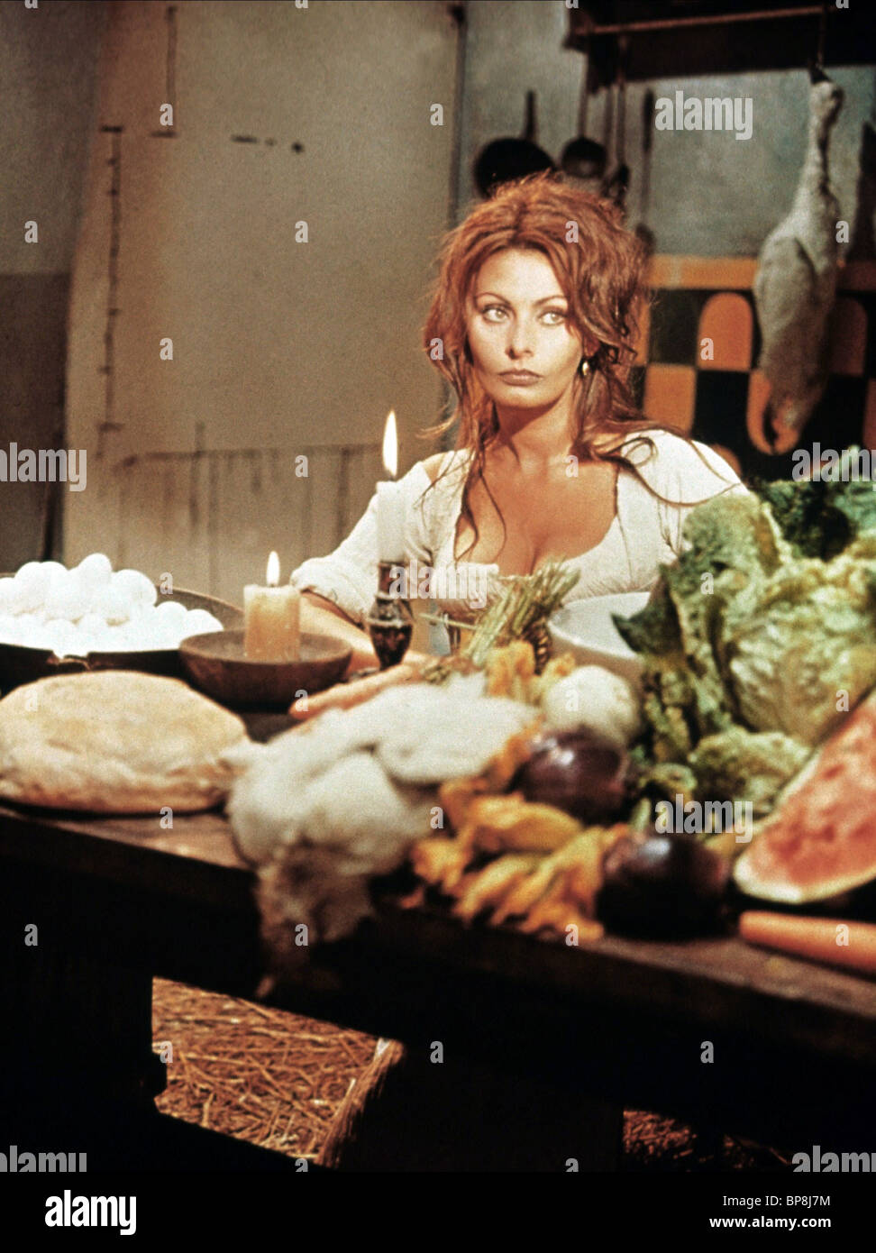SOPHIA LOREN MÁS DE UN MILAGRO; C'ERA UNA VOLTA...; Cinderella el estilo italiano; La Belle et SOPHIA LOREN MÁS DE UN MILAGRO; C'ERA UNA VOLTA...; Cinderella el estilo italiano; La Belle et