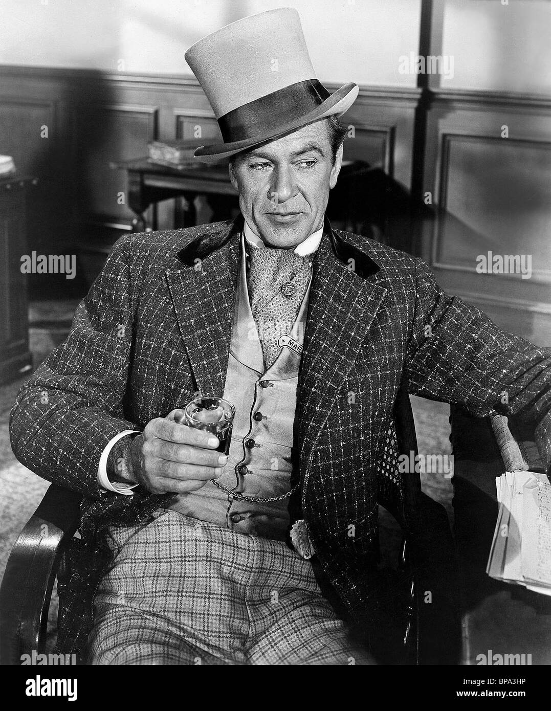 Gary cooper cowboy fotografías e imágenes de alta resolución Alamy