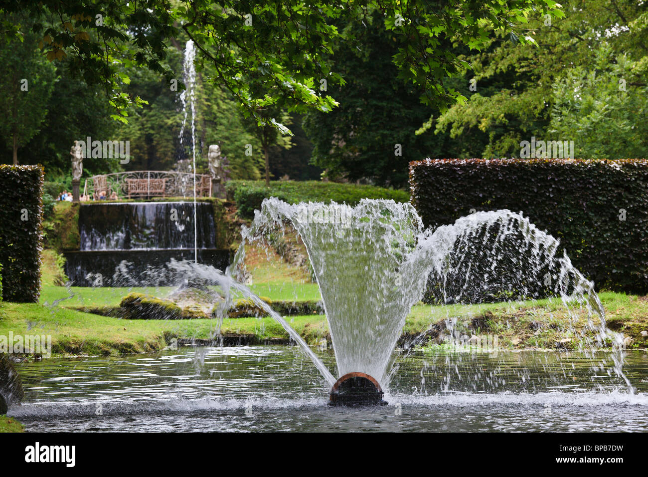 Jardines de Annevoie (Les Jardins d'Annevoie), Annevoie-Rouillon, Valonia, Bélgica Foto de stock