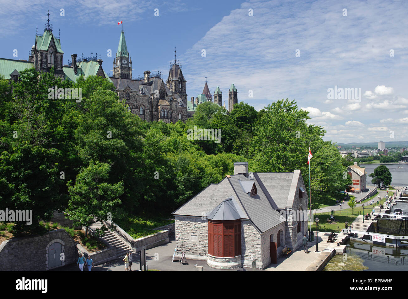 Bloqueos en Ottawa, Rideau Canal, Museo Bytown y Parliament Hill, Ottawa, Ontario, Canadá Foto de stock