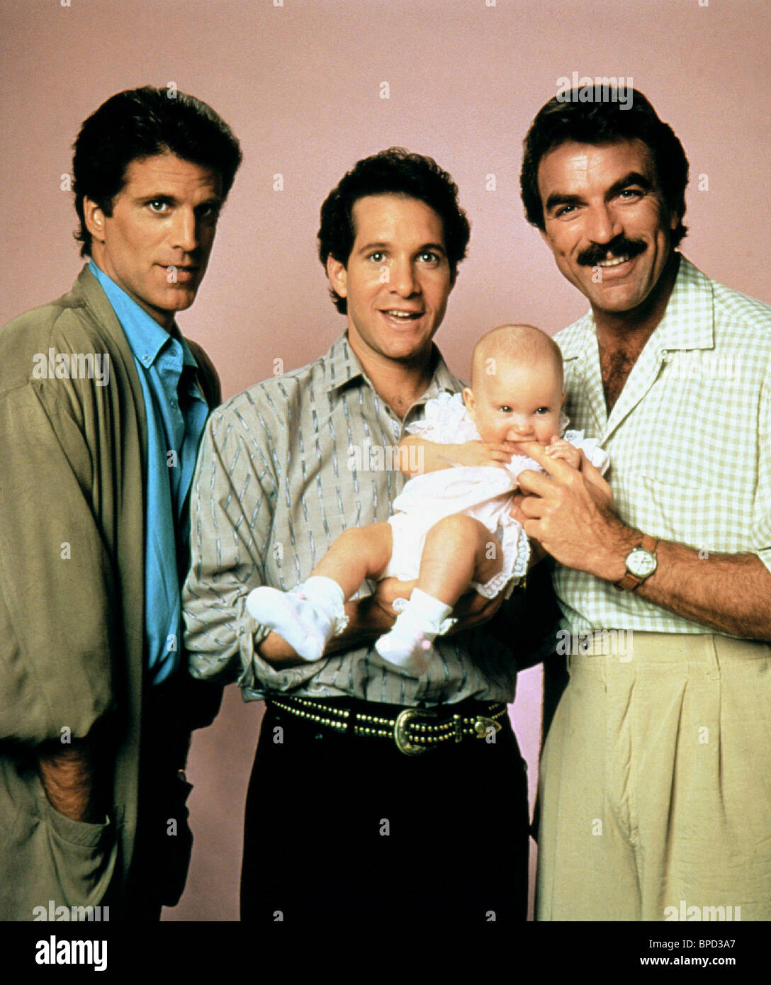 Ted Danson Steve Guttenberg Tom Selleck Bebe Tres Hombres Y Un Bebe 1987 Fotografia De Stock Alamy Ted Danson Steve Guttenberg Tom Selleck Bebe Tres Hombres Y Un Bebe 1987 Fotografia De Stock Alamy