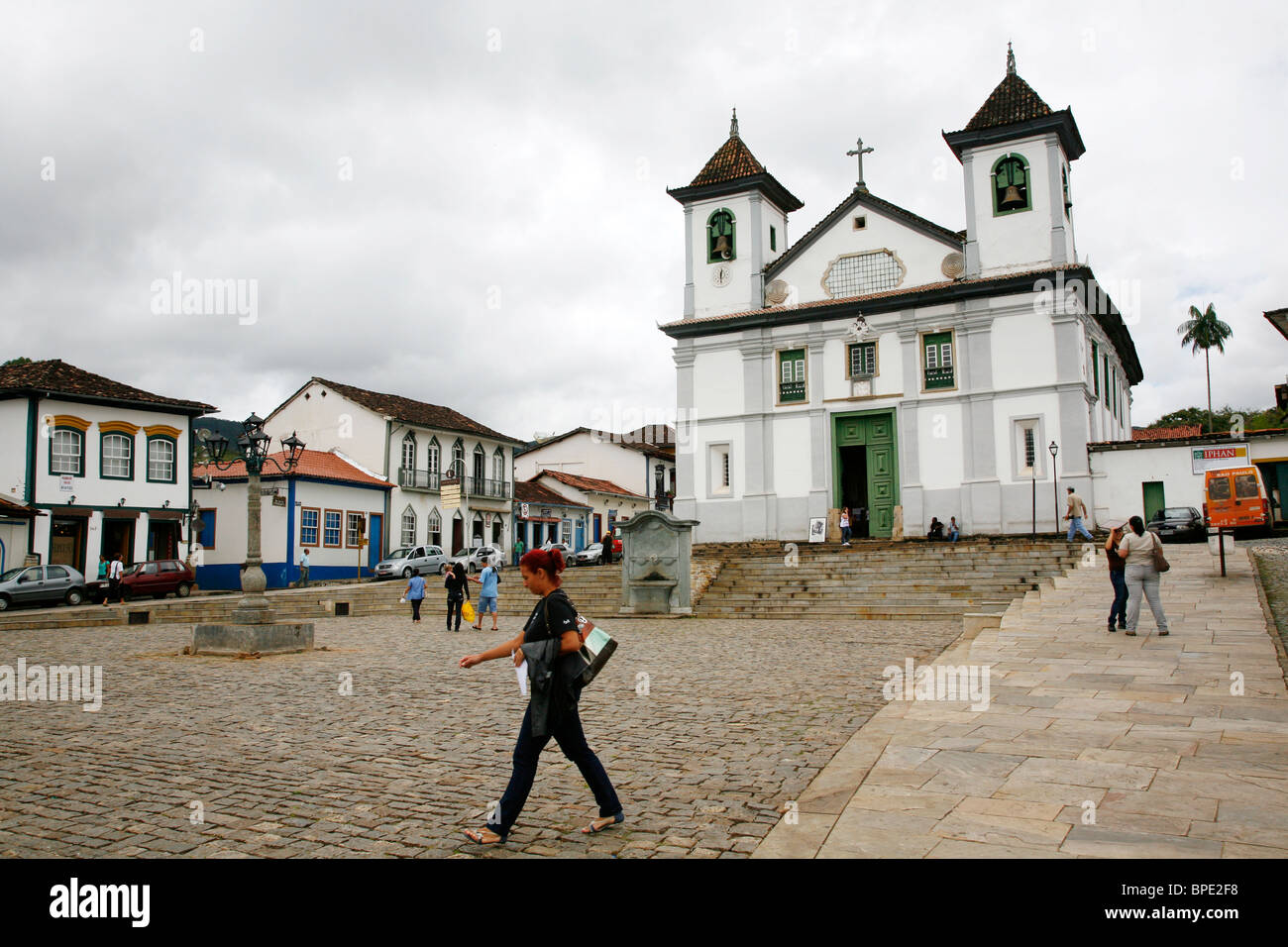 Catedral Basílica da Se (Nossa Senhora da Assuncao) en Praca da Se, Mariana, Minas Gerais, Brasil. Foto de stock