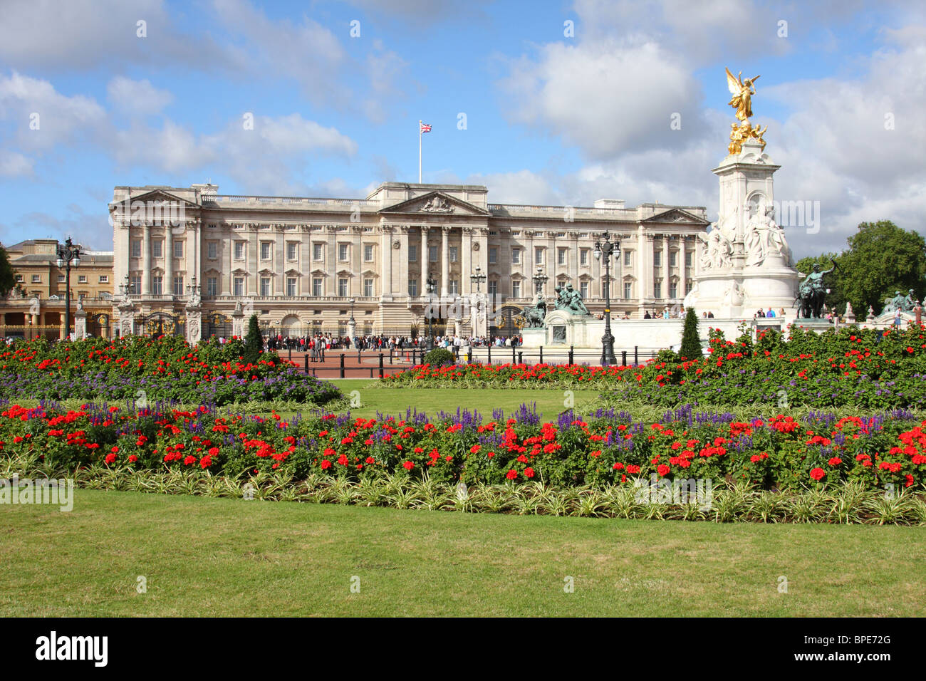 El Palacio de Buckingham, en Londres. Foto de stock
