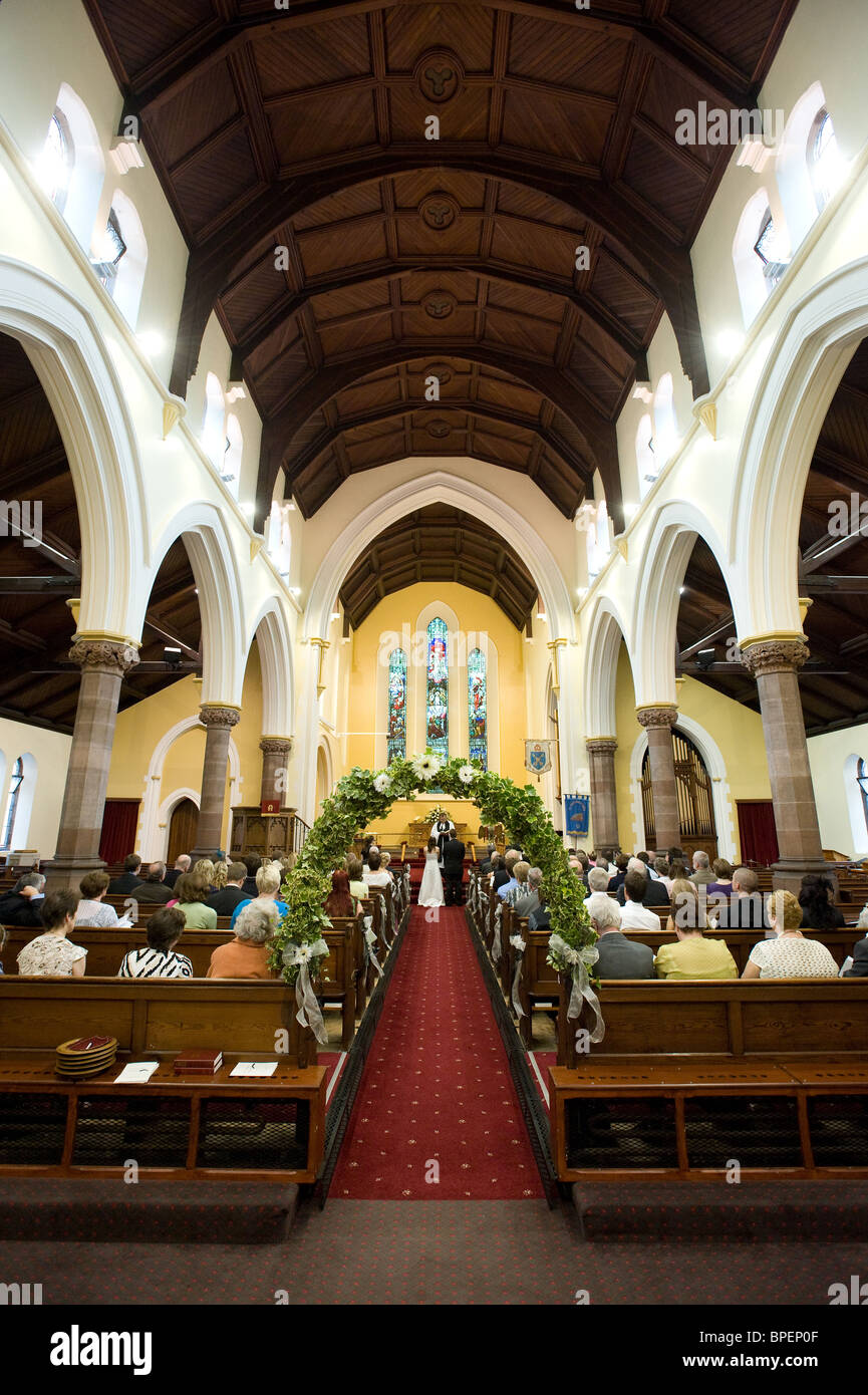 Servicio de bodas de la iglesia fotografías e imágenes de alta resolución -  Alamy