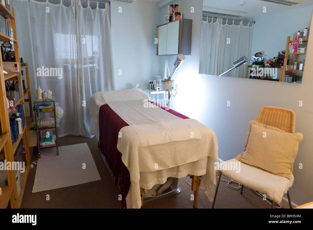 Terapia vacía sala de tratamiento en el REINO UNIDO Foto de stock
