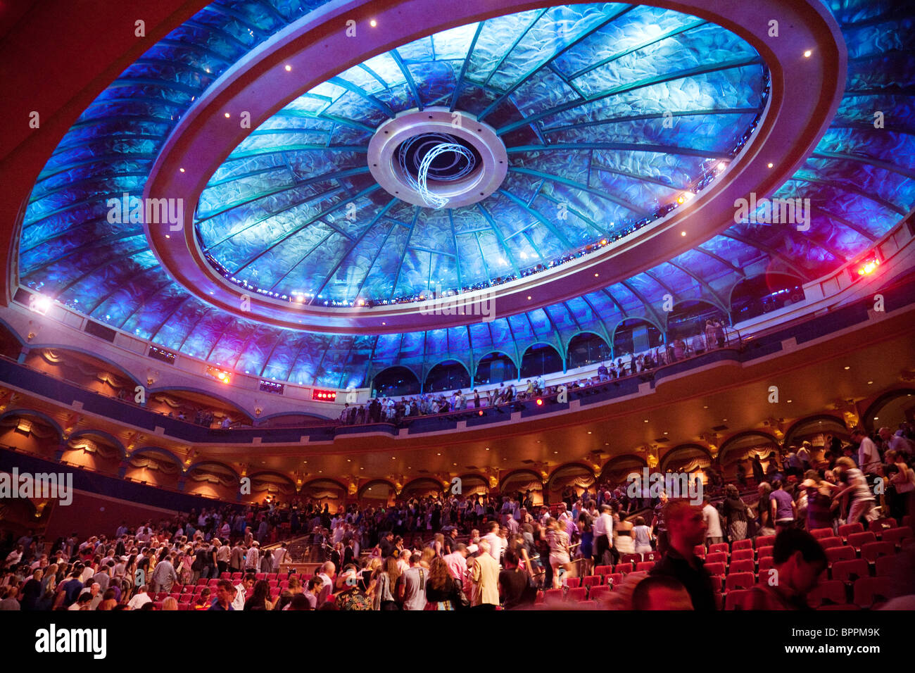 El teatro en el Bellagio Hotel de Las Vegas donde el espectáculo del Cirque du Soleil 'O' se realiza Foto de stock