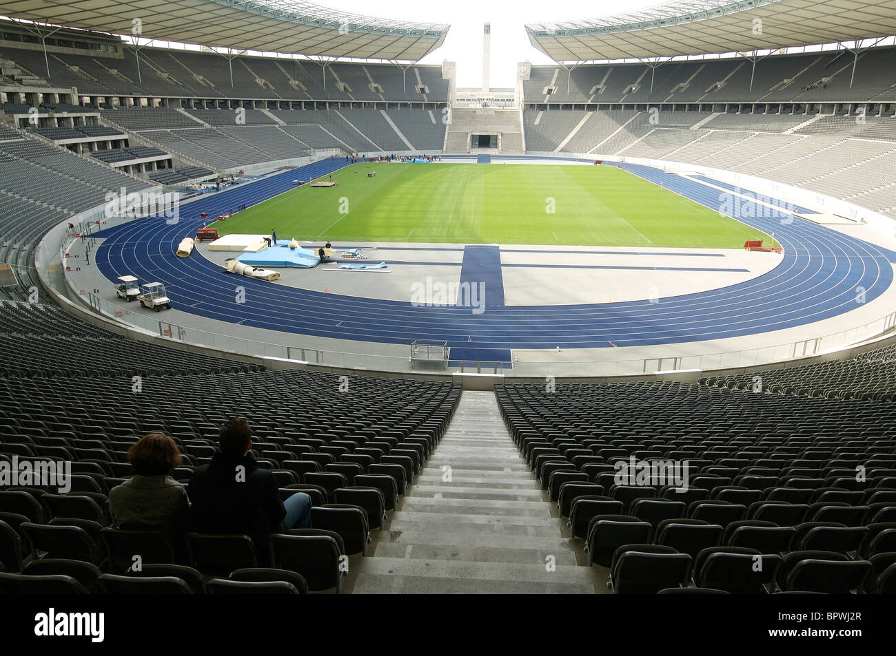 Vista general de El Olympiastadion (estadio olímpico) es un estadio