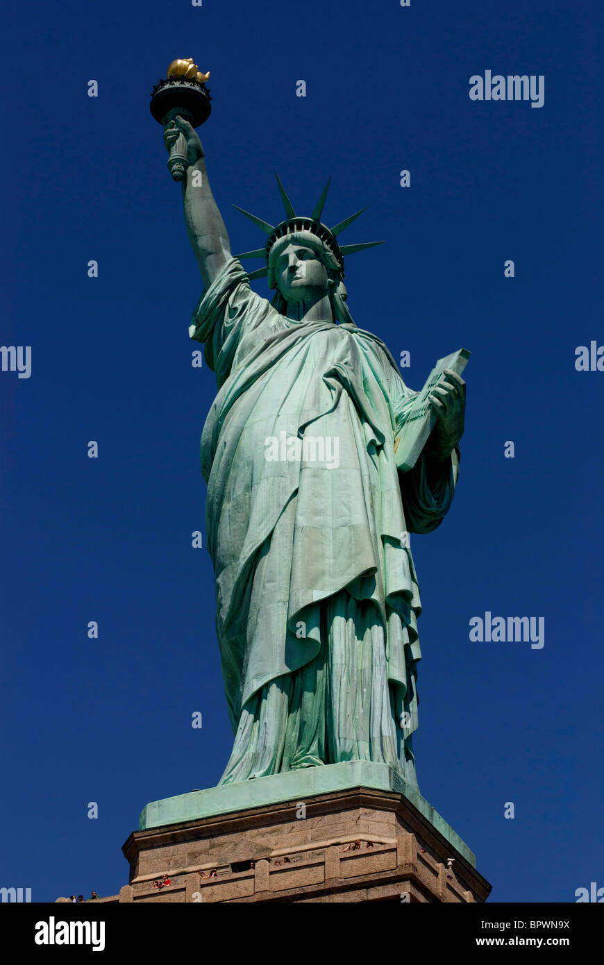 Traje de estatua de la libertad fotografías e imágenes de alta resolución -  Alamy