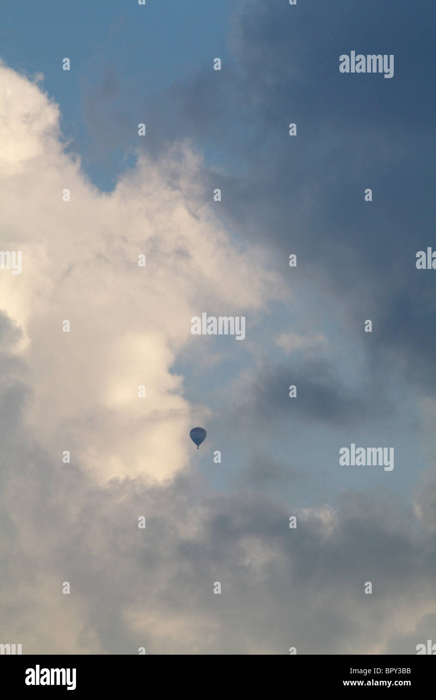 Globo en Big Sky Foto de stock