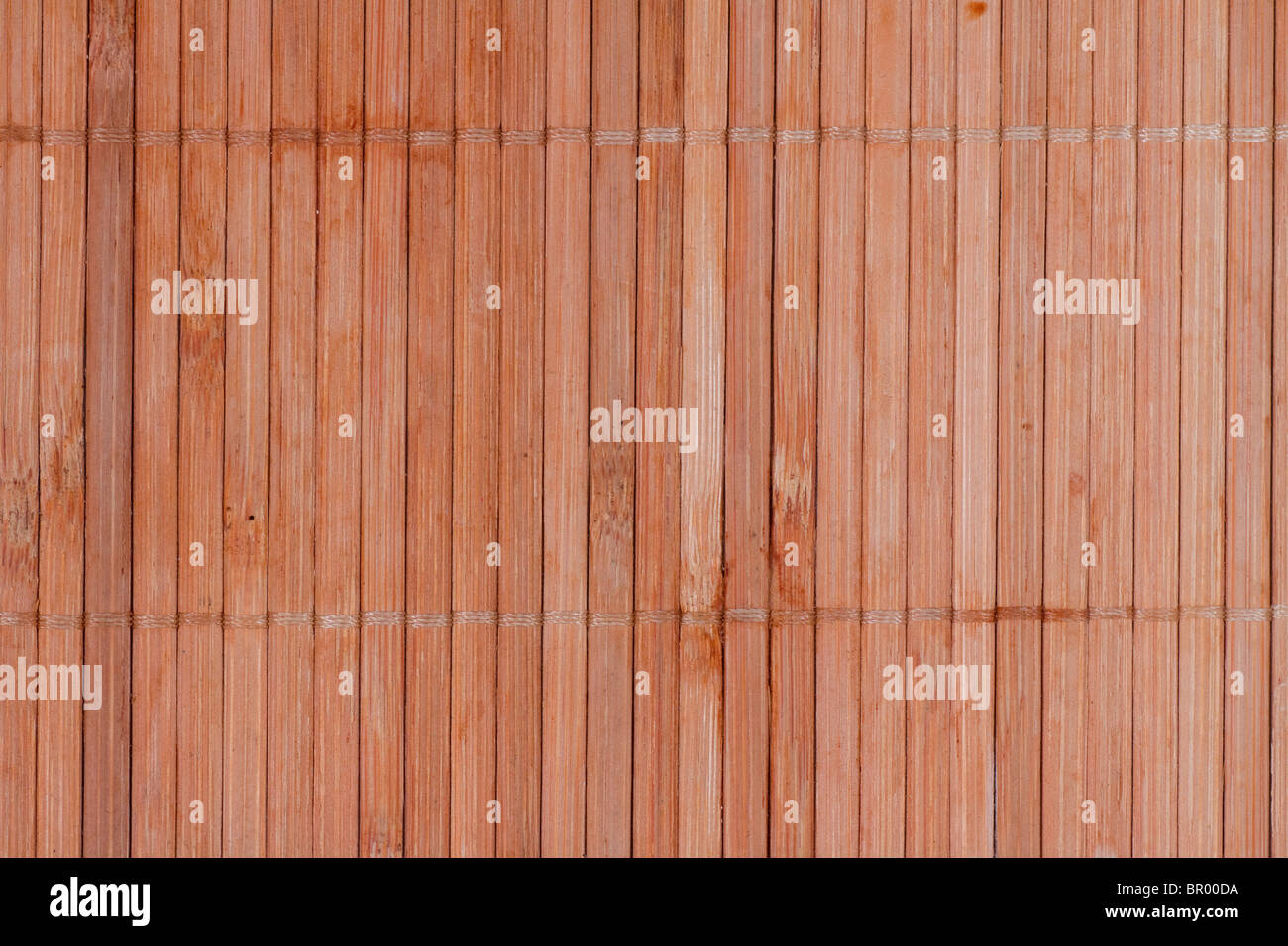 Fondo de bambú junta. patrón horizontal. agradable textura. Foto de stock