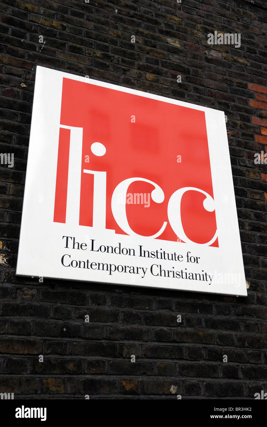 'Instituto de Londres para el cristianismo contemporáneo" signo en una pared. Foto de stock