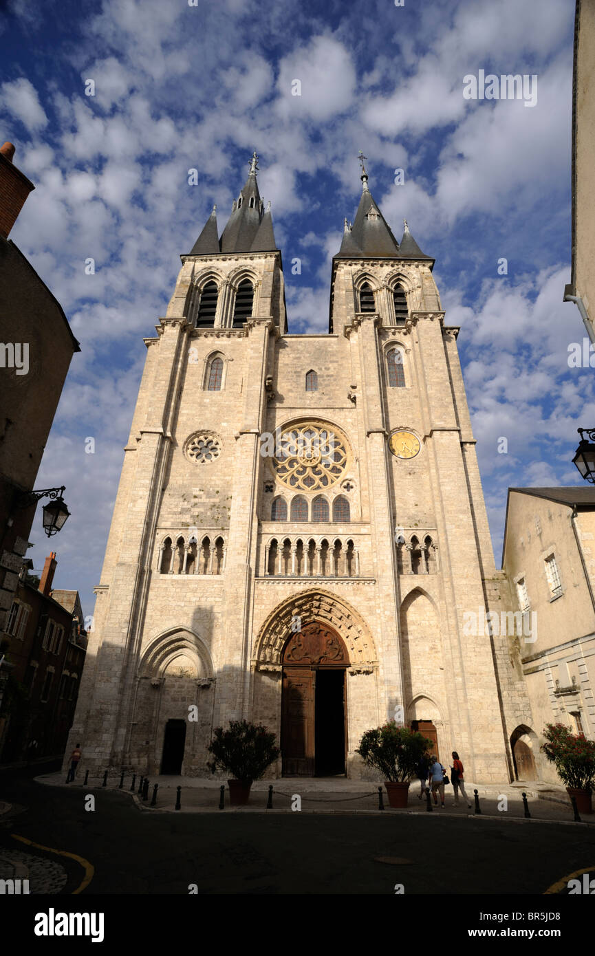 Francia, el valle del Loira, Blois, la iglesia de San Nicolás Foto de stock