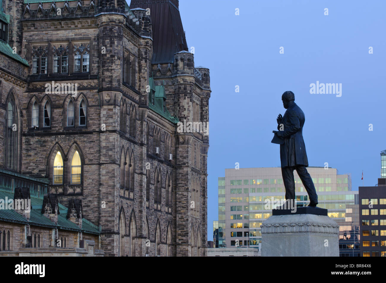 George Brown estatua en Parliament Hill, Ottawa, Ontario, Canadá Foto de stock