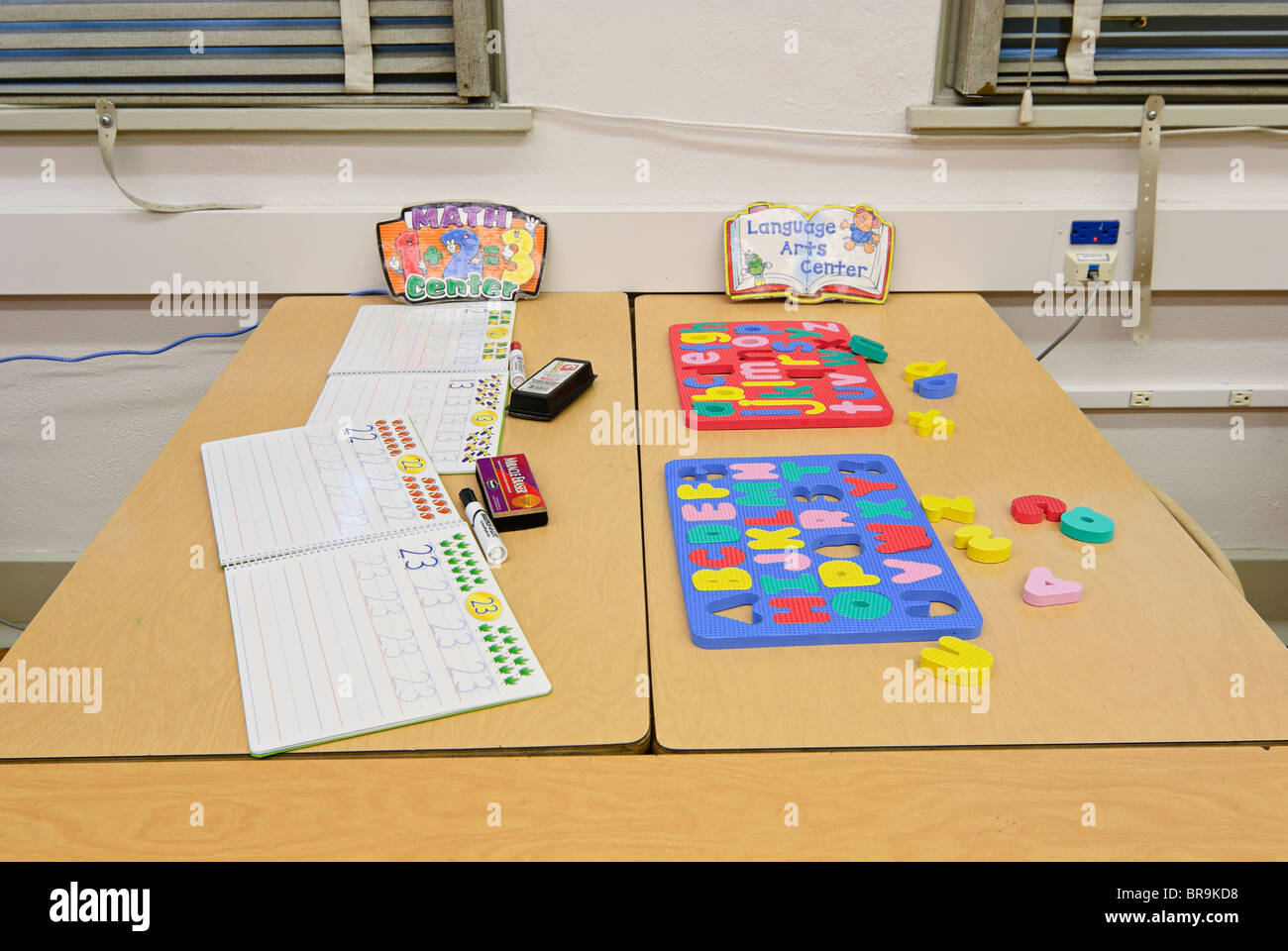 Aula de kindergarten y primer grado Fotografía de stock Alamy